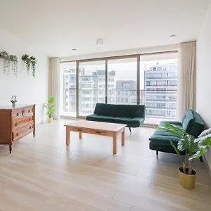 Opera Square In Centre Apartment